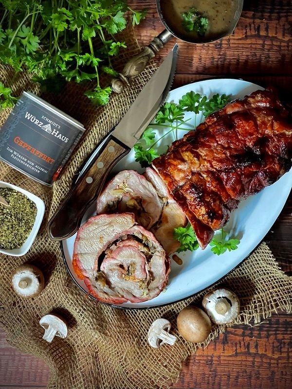 Gef&uuml;llter Spie&szlig;braten