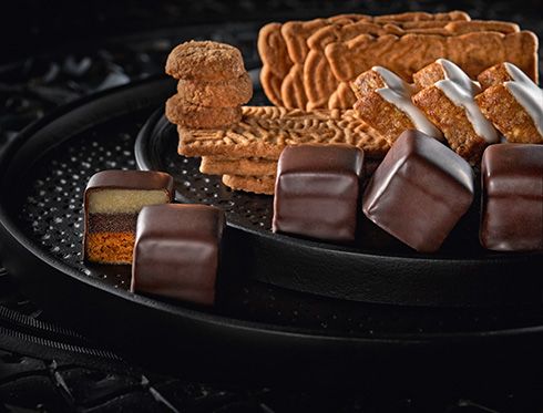 Süße Sünden. Korb mit Süßigkeiten